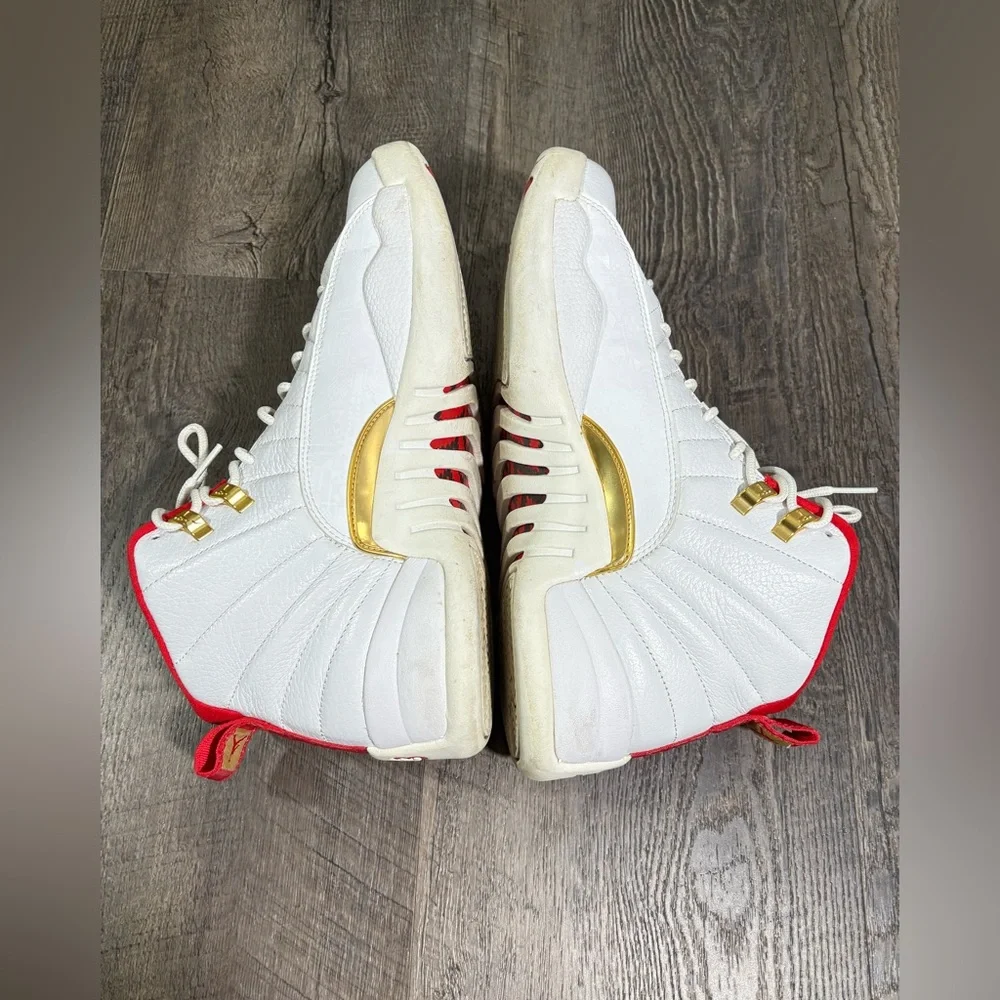 JORDAN 12 Retro FIBA Mens Sneakers